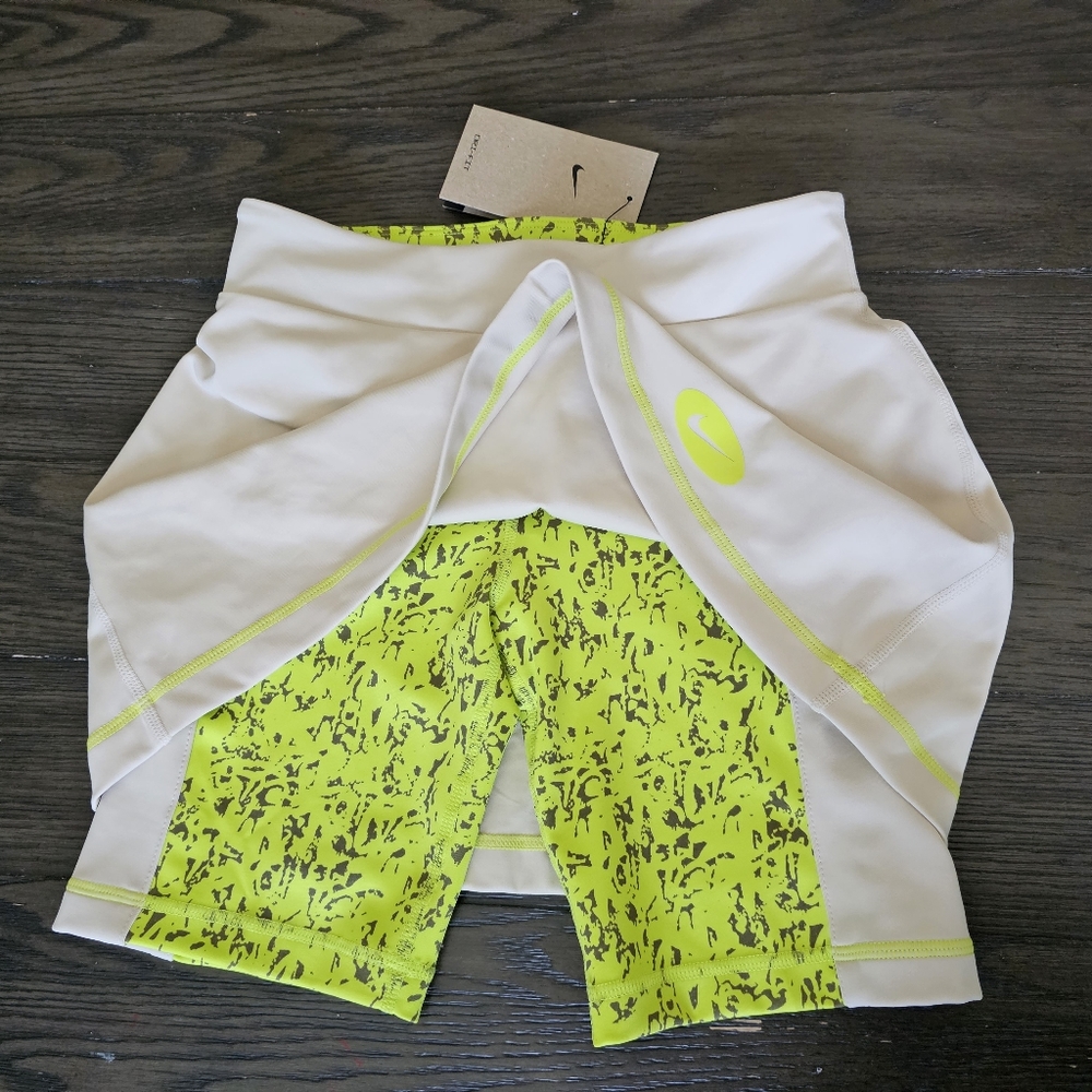 Nike girls sportswear training skort shorts - Picture 2 of 8